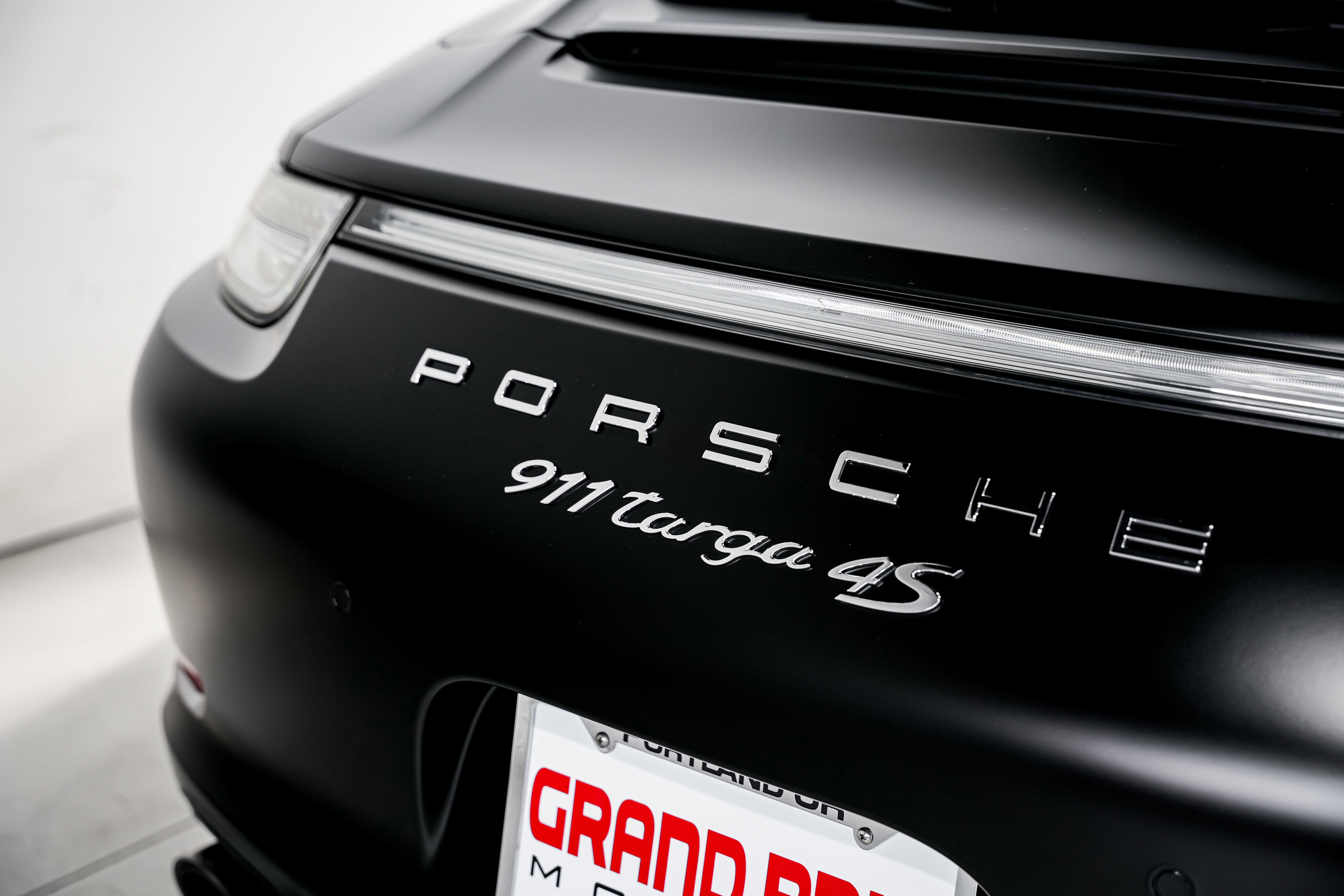 Used 2014 Porsche 911 Targa 4S image 39