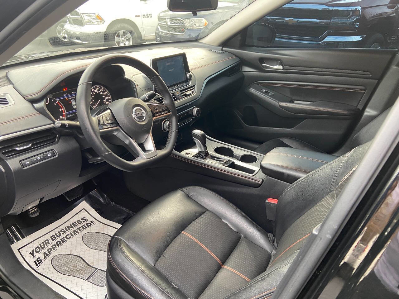 Used 2020 Nissan Altima 2.0 SR image 10