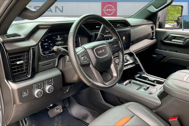 Used 2025 GMC Sierra 2500 AT4 AWD/4WD image 18
