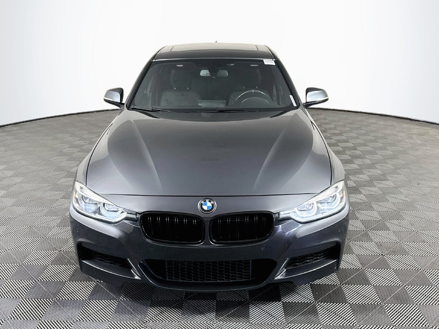 Used 2017 BMW 340i Sedan RWD image 2