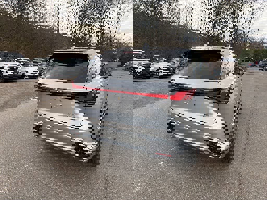 Used 2025 Lexus RX 500h F Sport w/ Convenience Package image 24