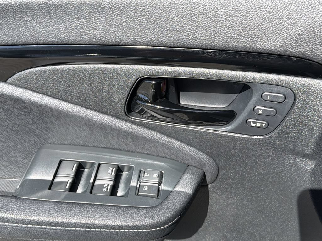 Used 2023 Honda Passport Elite image 21