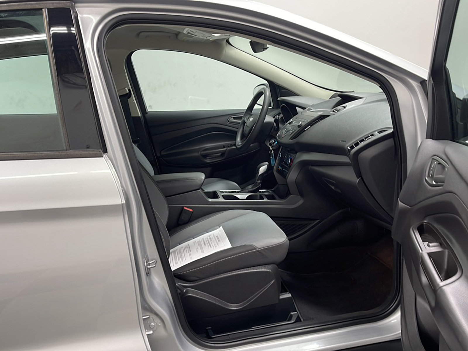 Used 2019 Ford Escape S FWD image 21