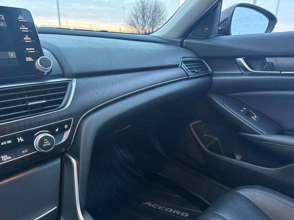 Used 2022 Honda Accord Touring image 23