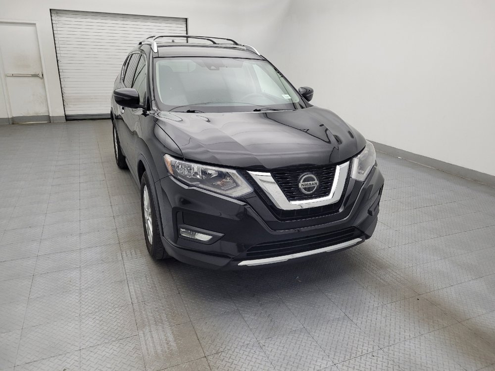Used 2019 Nissan Rogue SV image 14