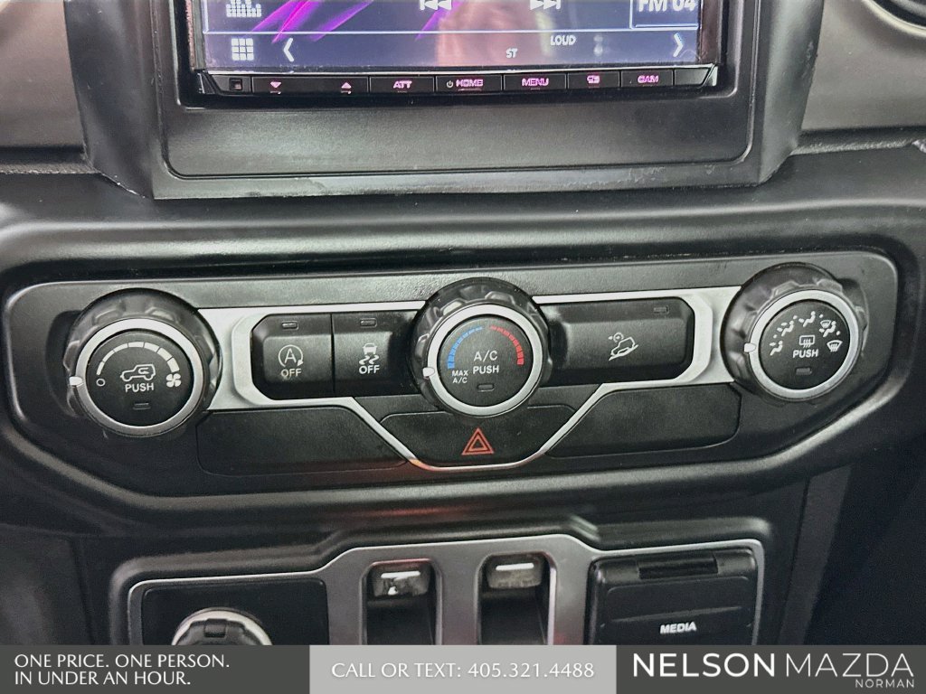 Used 2020 Jeep Wrangler Sport AWD/4WD image 16