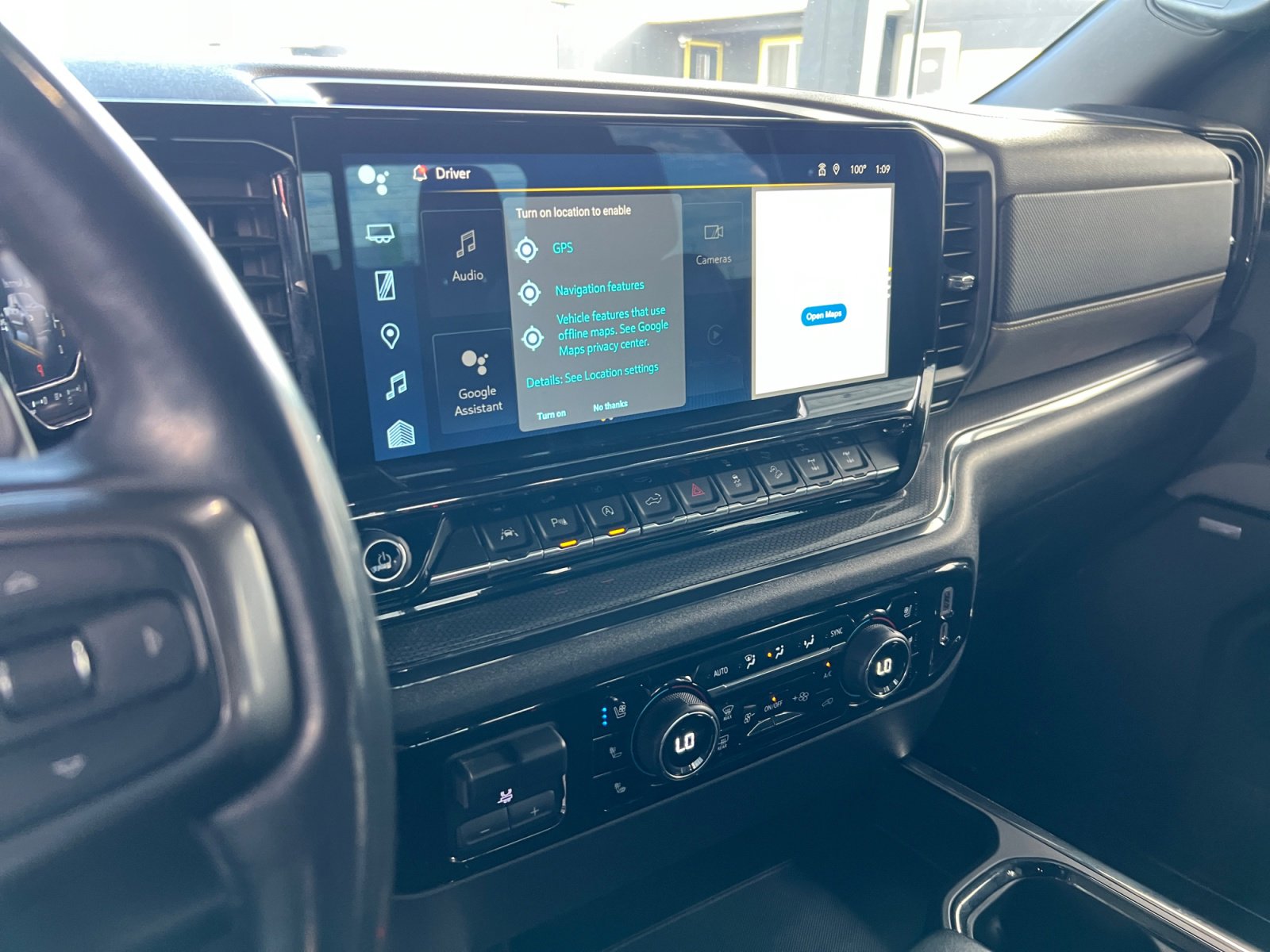 Used 2022 Chevrolet Silverado 1500 ZR2 w/ Technology Package image 23