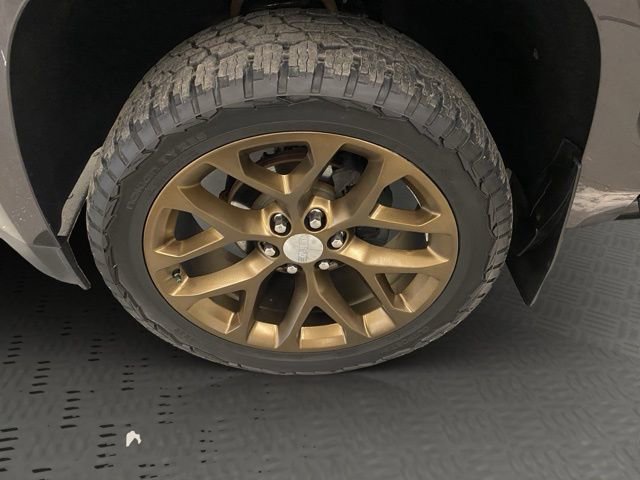 Used 2015 GMC Yukon XL Denali w/ Open Road Package image 31