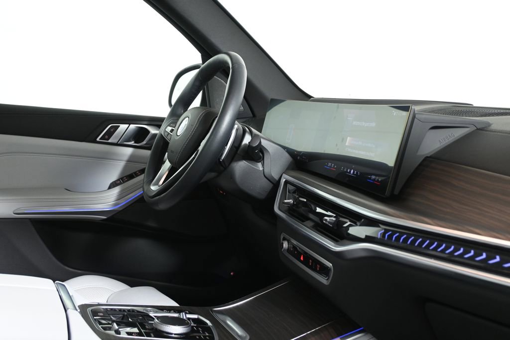 Certified 2024 BMW X5 xDrive50e w/ Premium Package image 34