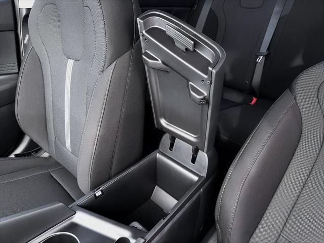 New 2026 Hyundai Elantra SE FWD image 18