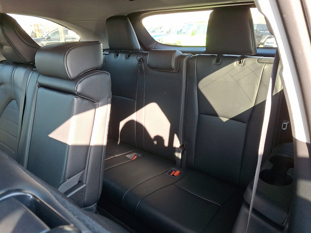 Used 2022 Toyota Highlander XLE image 21