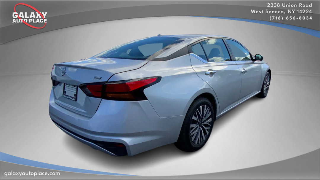 Used 2024 Nissan Altima 2.5 SV image 5