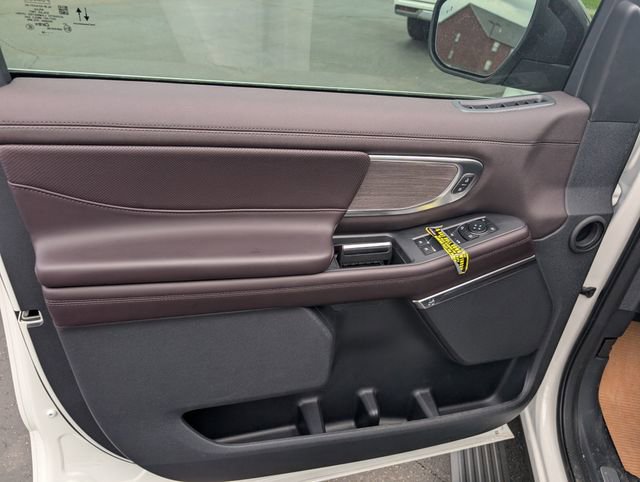 New 2026 Ford Expedition Max Platinum image 14