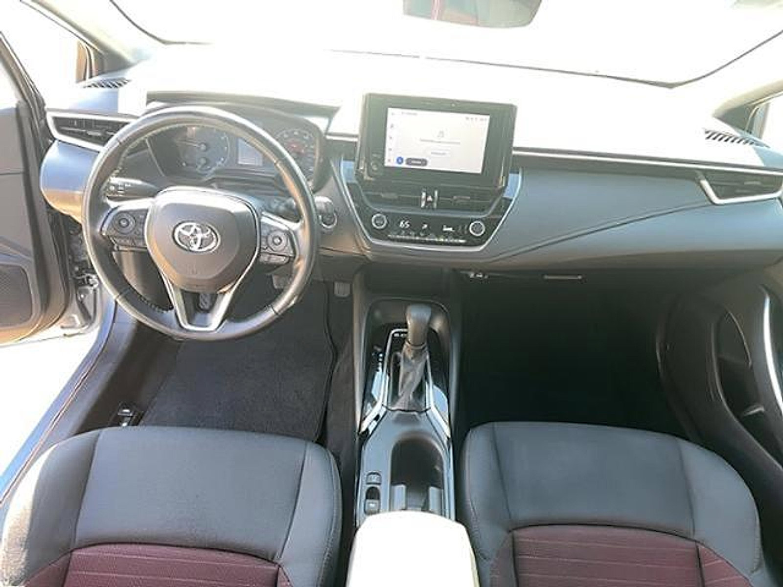 Used 2023 Toyota Corolla SE FWD image 7