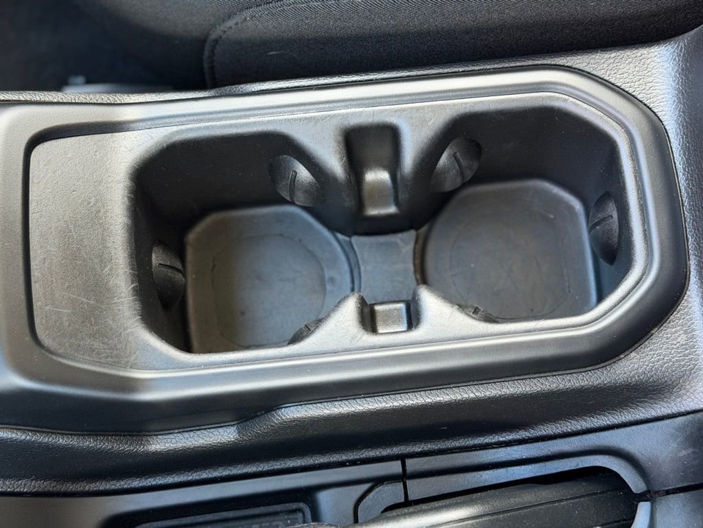 Used 2022 Jeep Wrangler Sport image 20