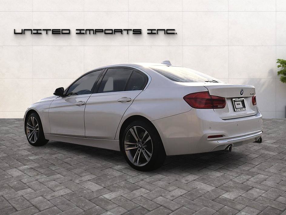 Used 2016 BMW 340i Sedan RWD image 4