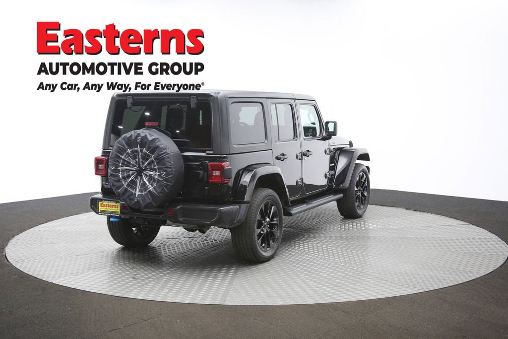 Used 2023 Jeep Wrangler Unlimited Sahara image 39