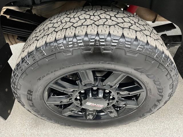 Used 2024 GMC Sierra 3500 AT4 w/ AT4 Premium Plus Package image 15