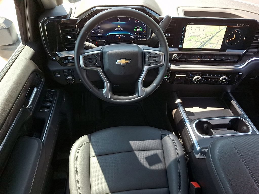 Used 2024 Chevrolet Silverado 3500 LTZ w/ LTZ Plus Package AWD/4WD image 11