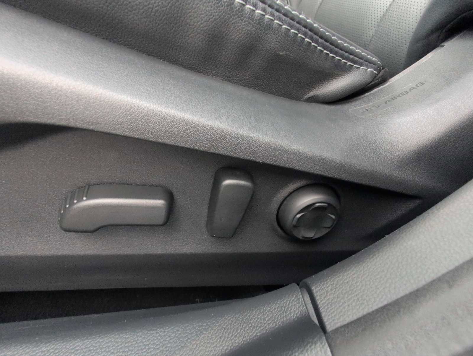 Used 2024 Subaru Legacy Limited image 18