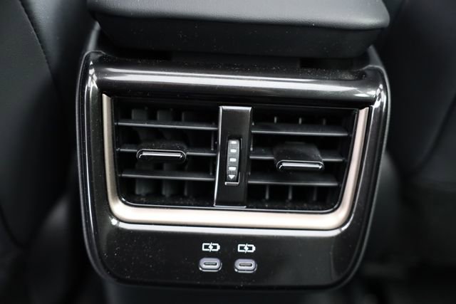 Used 2025 Toyota Crown Signia w/ Advanced Technology Package AWD/4WD image 41