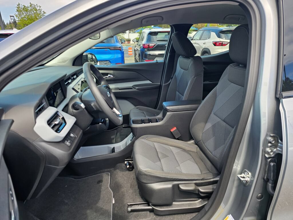 New 2027 Chevrolet Bolt LT FWD image 19