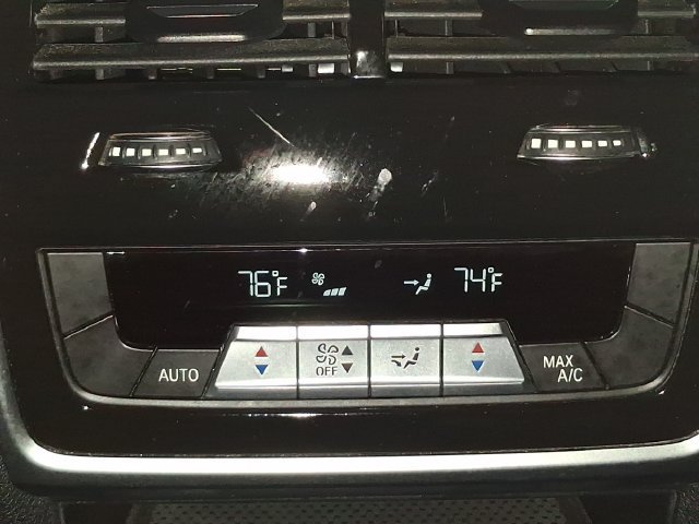 Used 2023 BMW X5 xDrive40i w/ Premium Package AWD/4WD image 34
