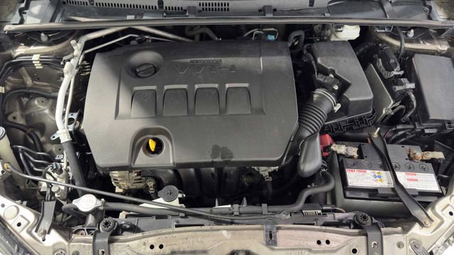 Used 2018 Toyota Corolla LE FWD image 27