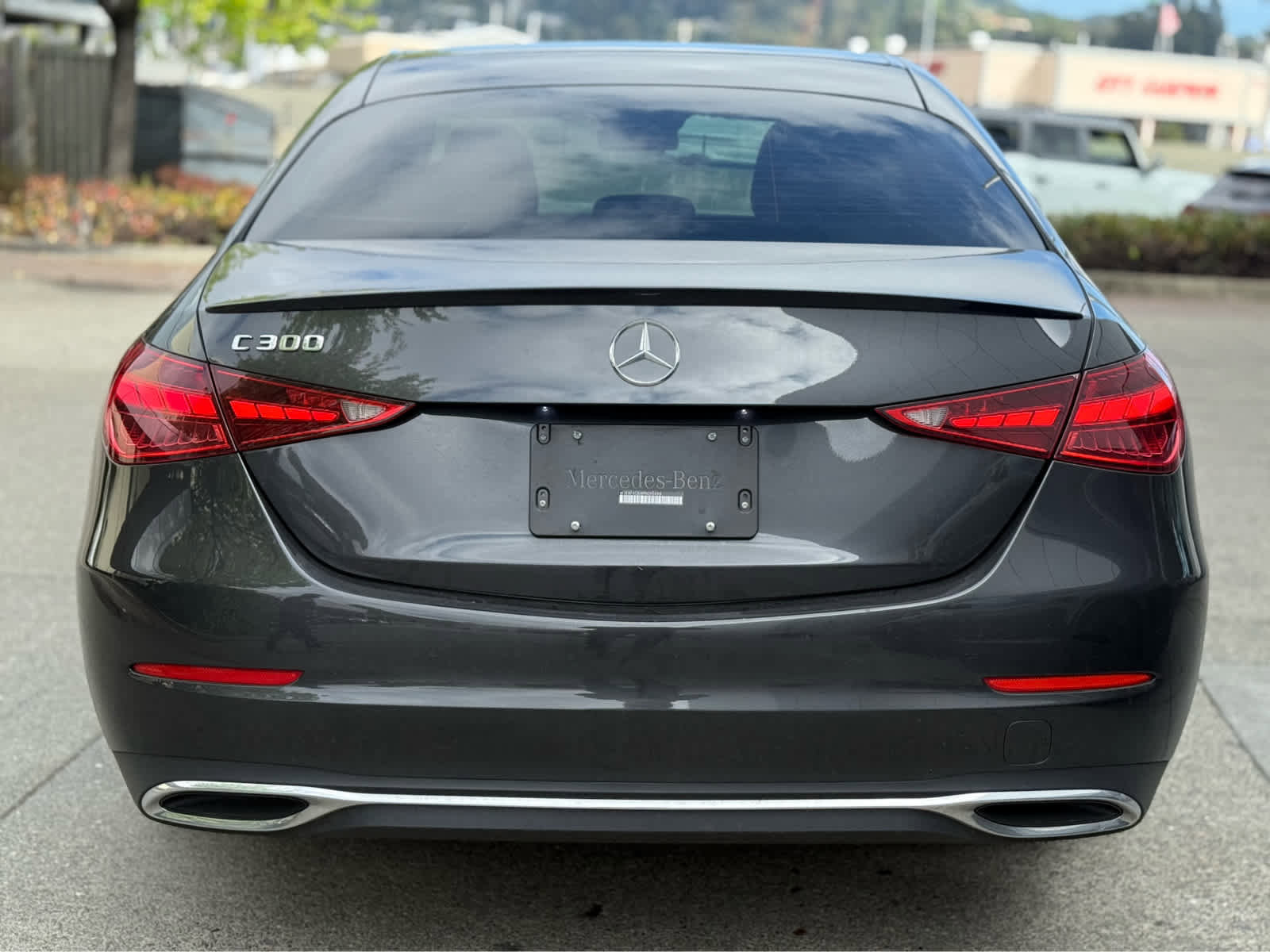 Used 2023 Mercedes-Benz C 300 Sedan image 4