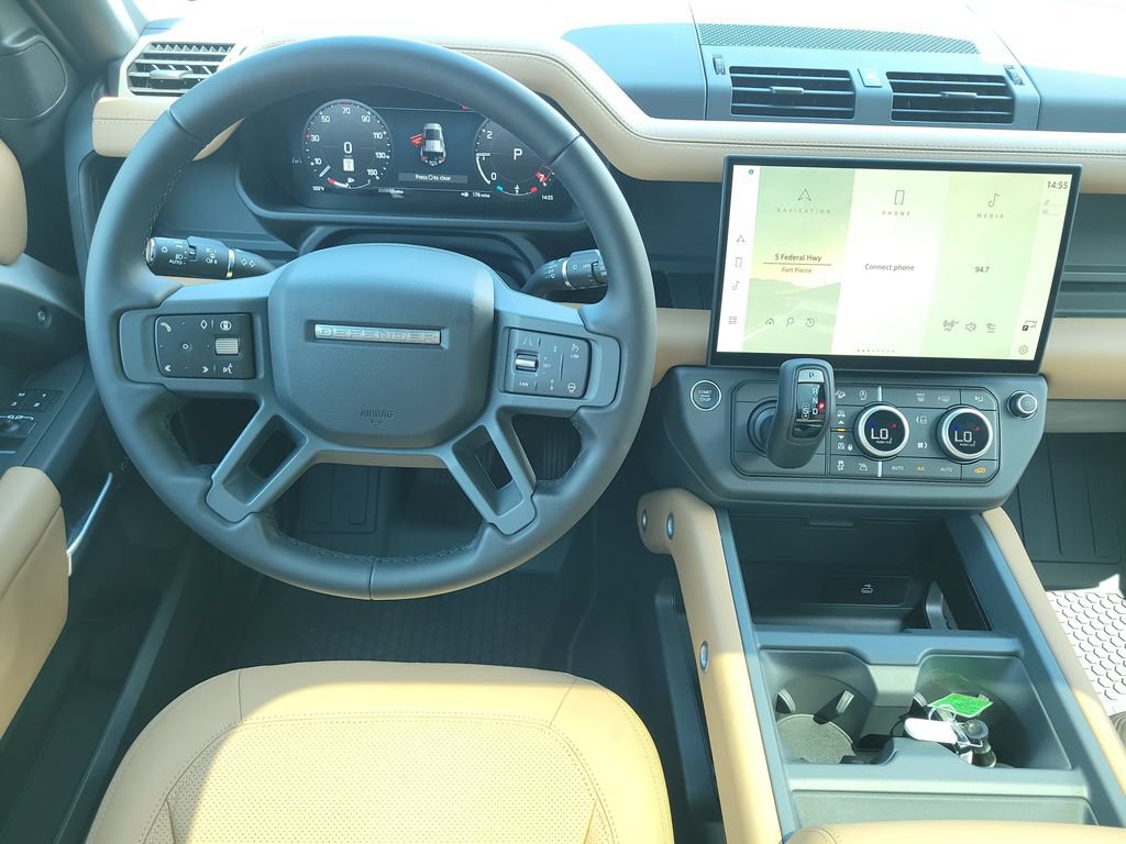 New 2026 Land Rover Defender 110 X-Dynamic SE AWD/4WD image 18