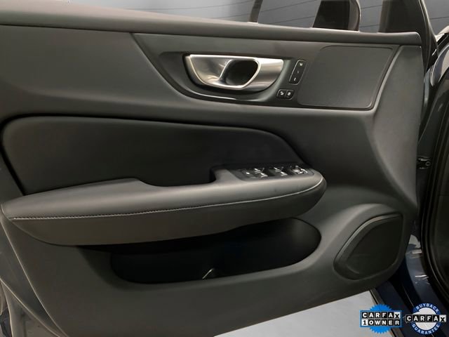 Used 2025 Volvo S60 B5 Core image 31
