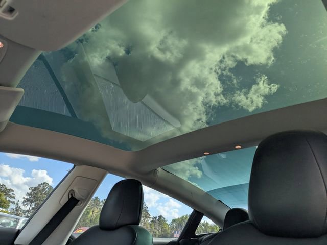 Used 2023 Tesla Model 3 Performance image 20