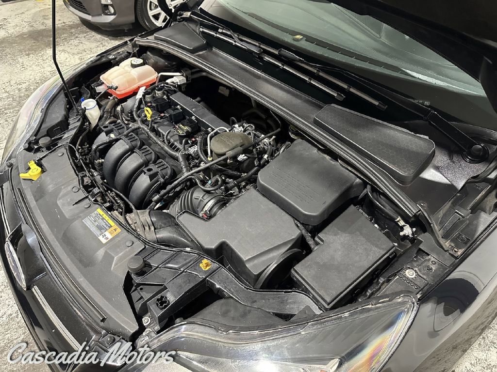 Used 2013 Ford Focus Titanium w/ Titanium Handling Pkg image 33