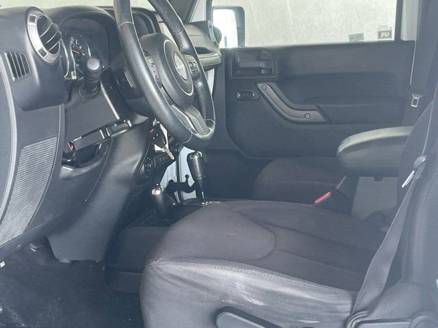 Used 2013 Jeep Wrangler Unlimited Sport AWD/4WD image 16