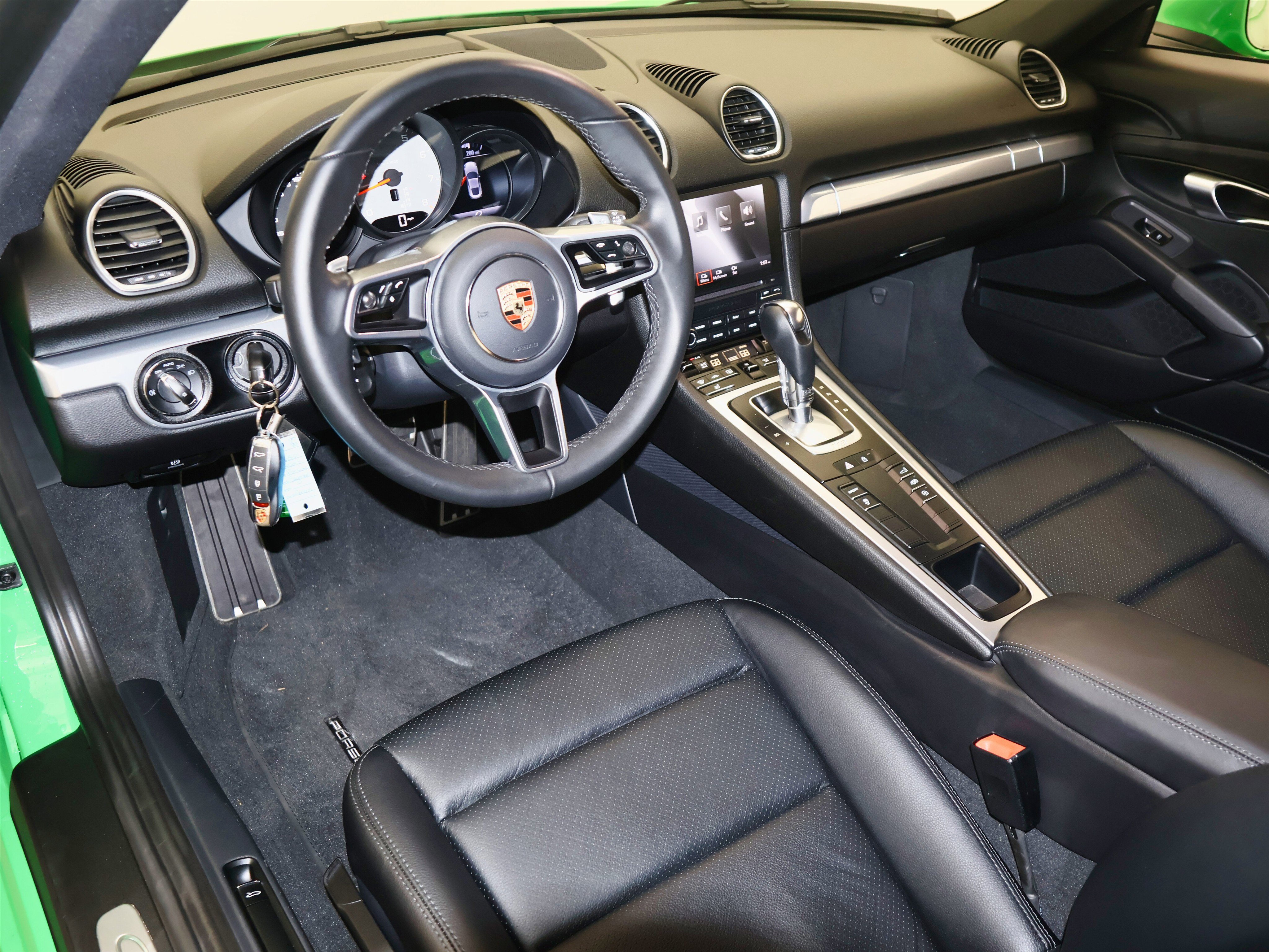 Used 2023 Porsche 718 Cayman S image 22