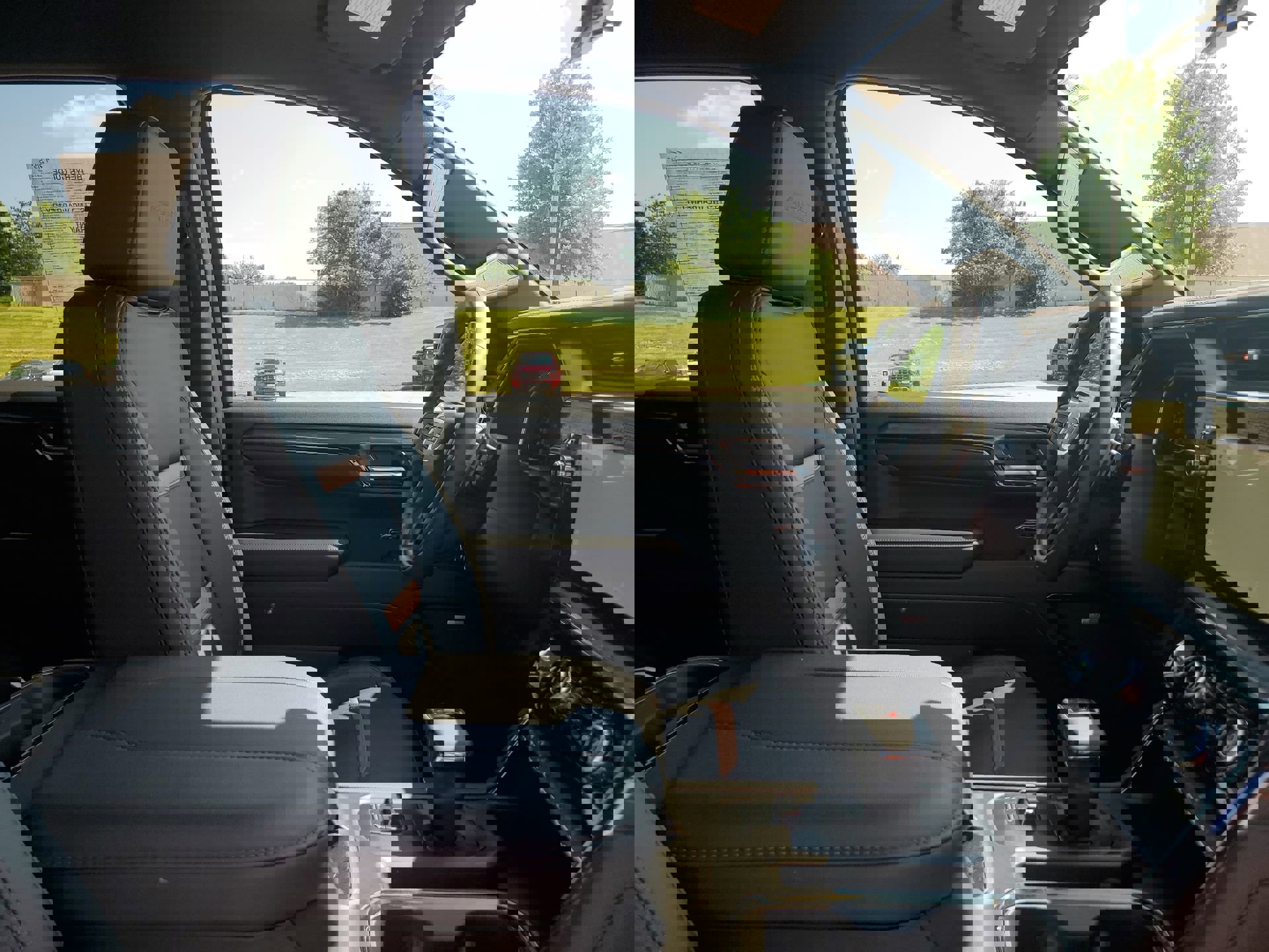 Used 2024 GMC Sierra 1500 AT4 w/ Technology Package image 34