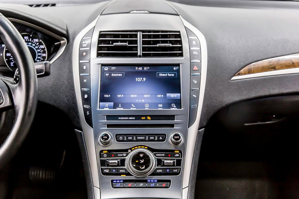 Used 2020 Lincoln MKZ Reserve w/ Monochromatic Package FWD image 19