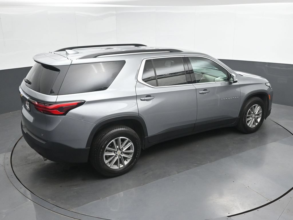 Used 2023 Chevrolet Traverse LT w/ LPO, Cargo Package AWD/4WD image 33
