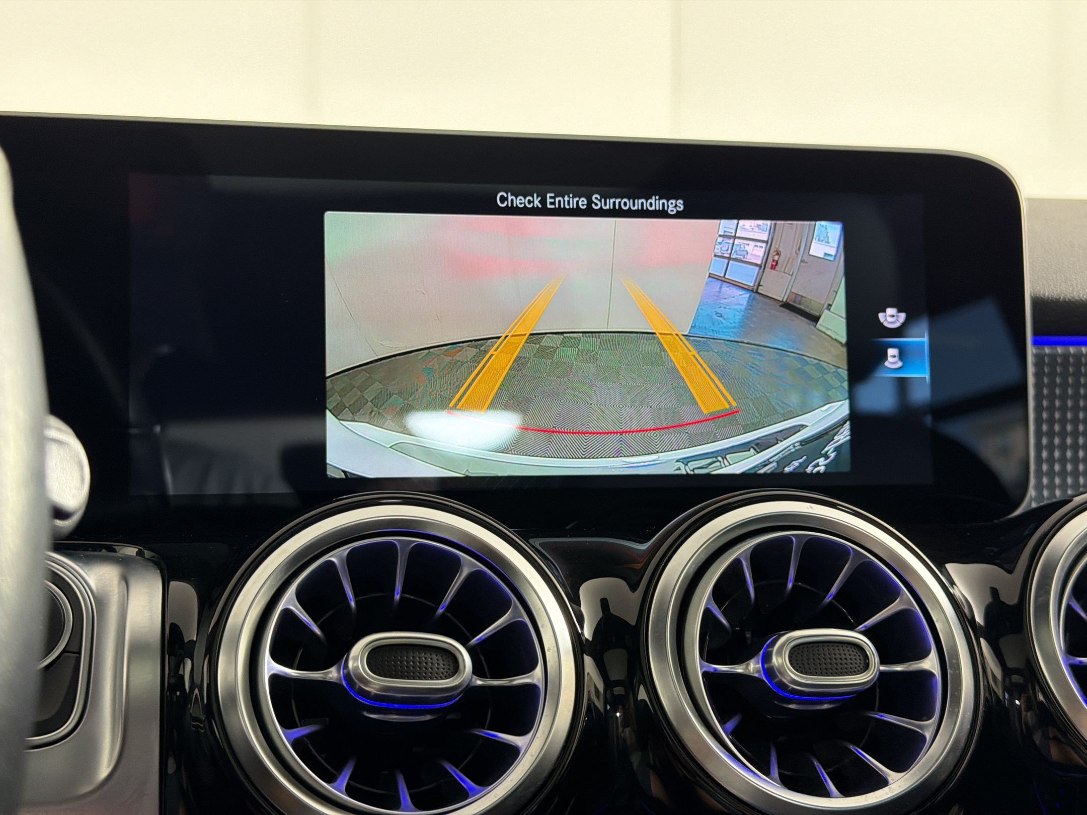 Certified 2021 Mercedes-Benz GLB 250 4MATIC image 19