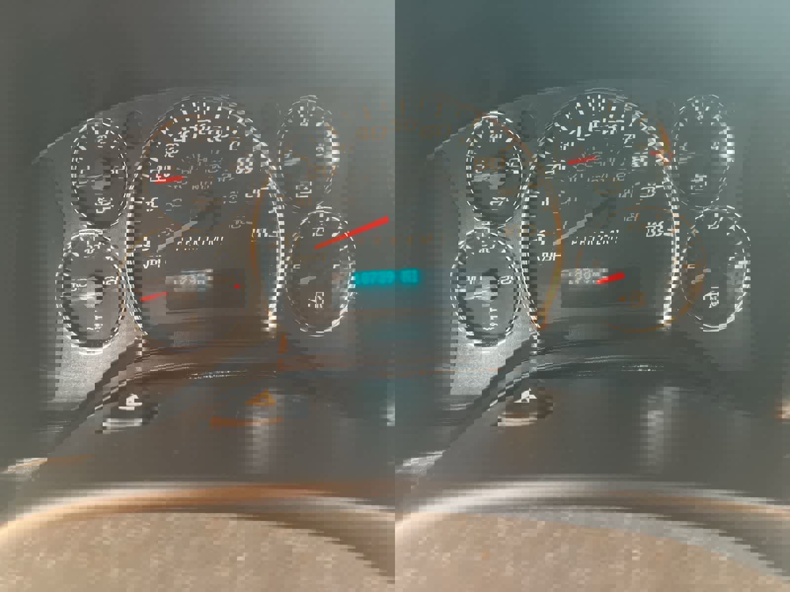 Used 2015 Chevrolet Express 3500 RWD image 26