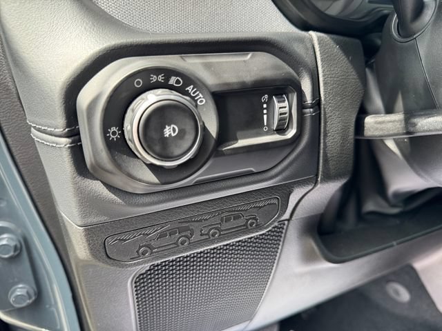 Used 2026 Jeep Wrangler Unlimited Sahara AWD/4WD image 20