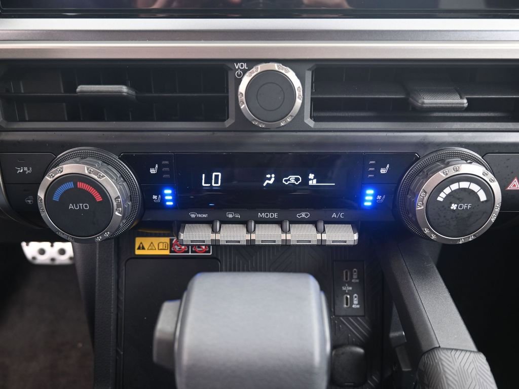 Used 2026 Toyota 4Runner TRD Sport Premium AWD/4WD image 13