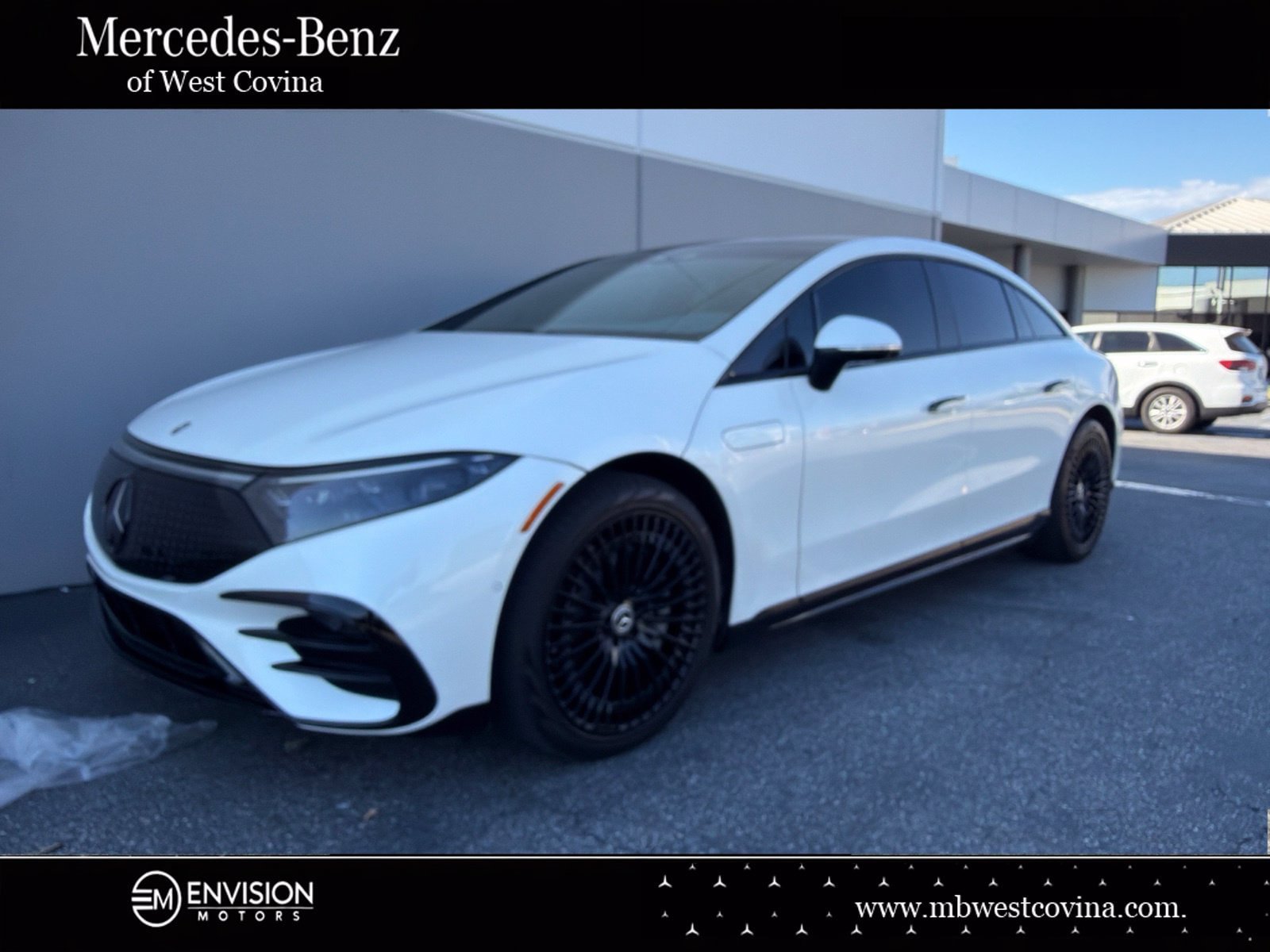 Used 2022 Mercedes-Benz EQS 580 4MATIC Sedan image 1