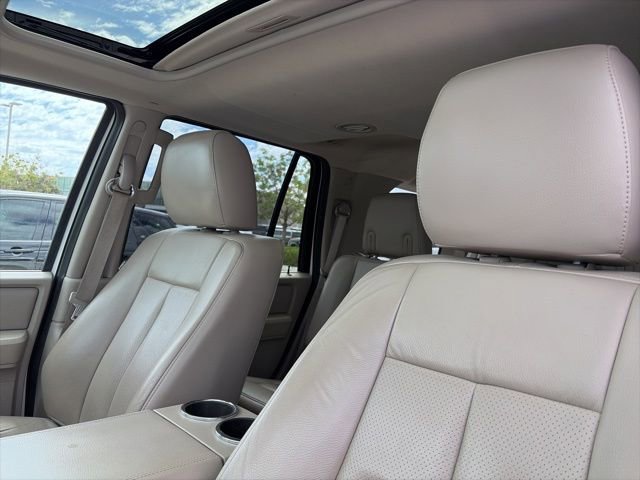 Used 2014 Ford Expedition Limited w/ Equipment Group 301A image 7