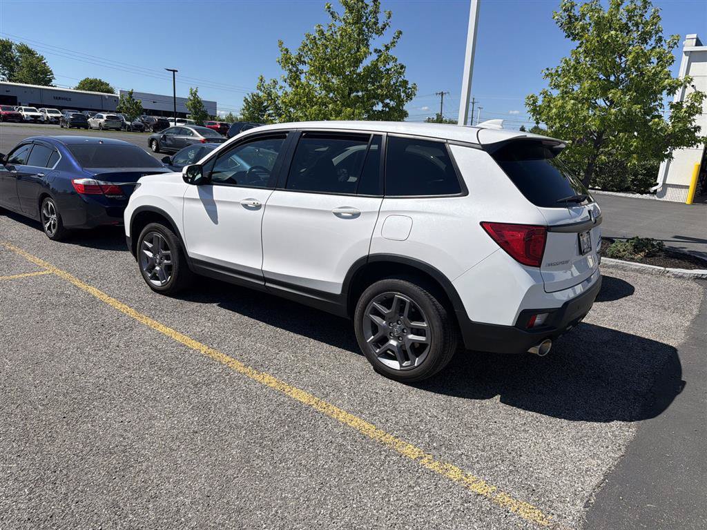 Certified 2023 Honda Passport EX-L image 5