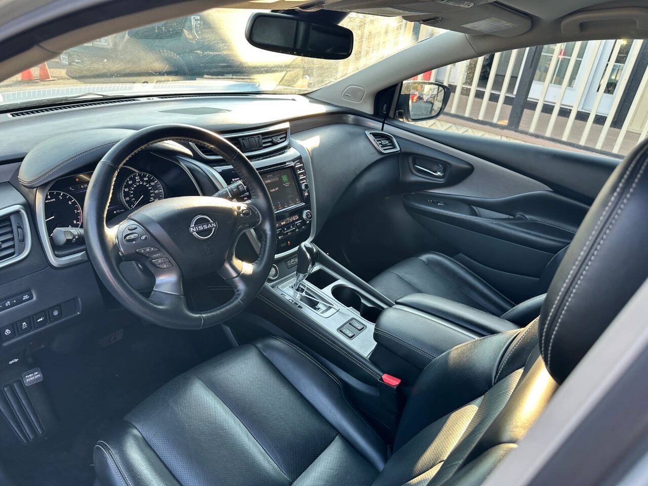 Used 2023 Nissan Murano SL FWD image 11