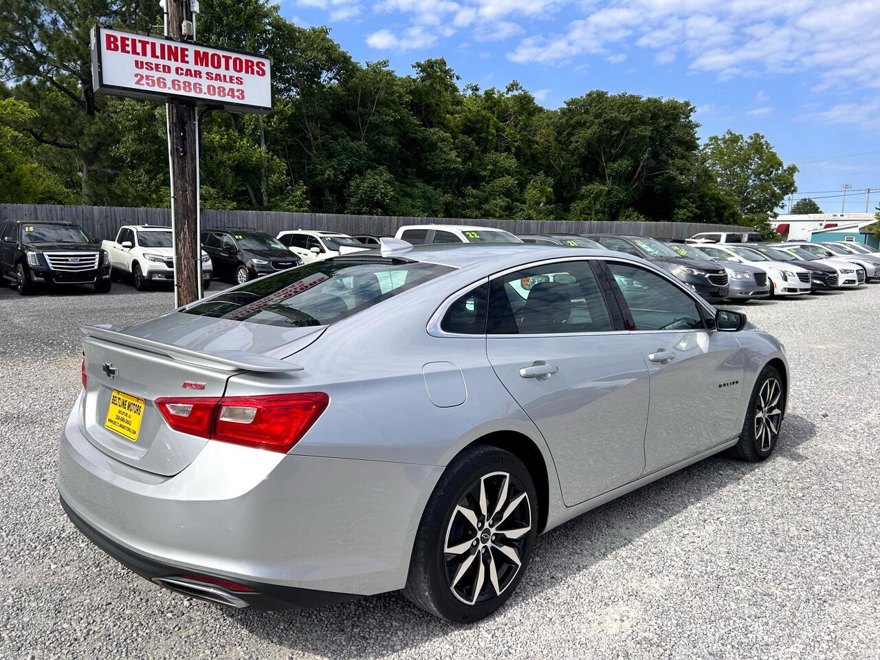 Used 2021 Chevrolet Malibu RS image 2