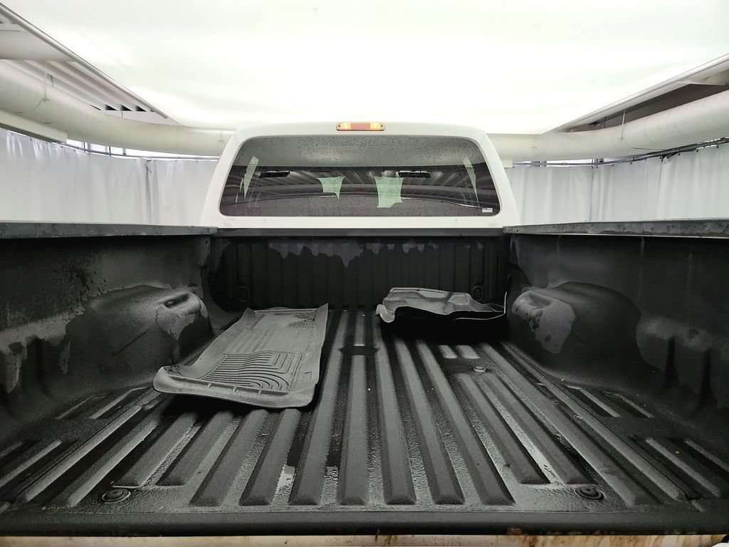 Used 2016 Ford F250 XLT w/ FX4 Off-Road Package AWD/4WD image 26
