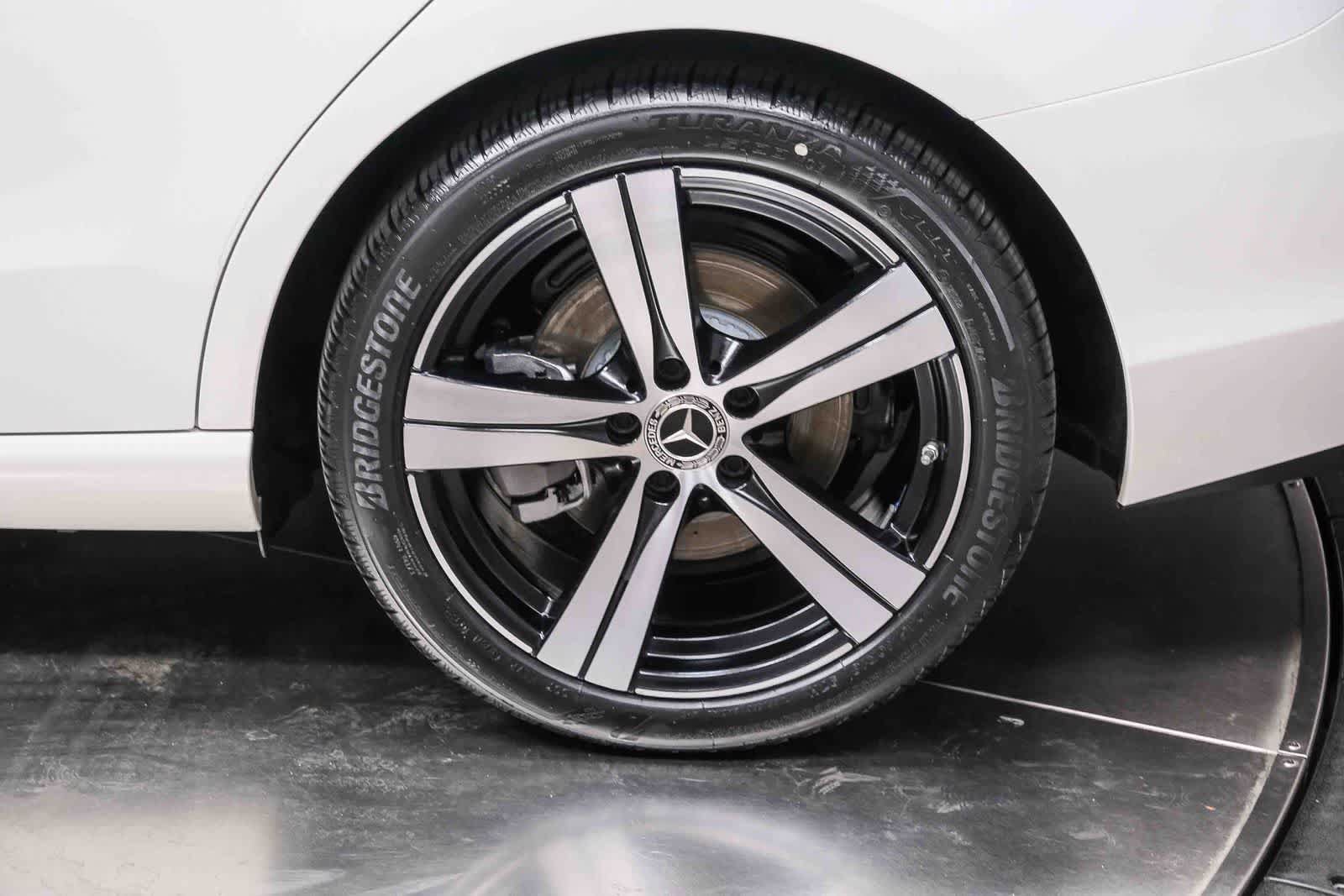 Certified 2023 Mercedes-Benz C 300 Sedan image 9