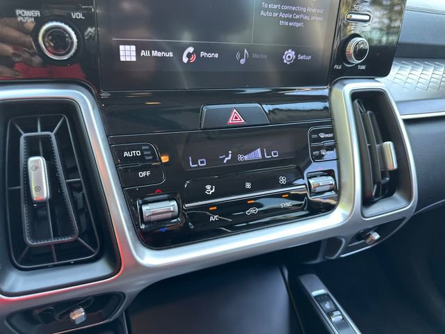 Used 2021 Kia Sorento S image 21